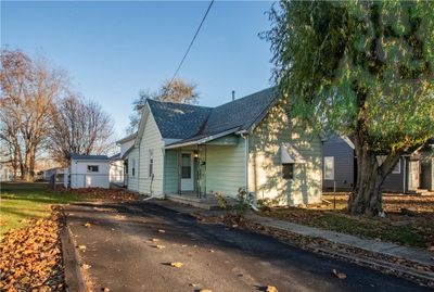 221 S Walnut Street, House other with 2 bedrooms, 1 bathrooms and null parking in Westville IL | Image 1