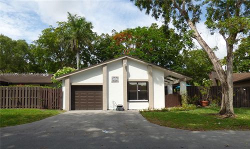 0-10857 Sw 132nd Cir Court, Miami, FL, 33186 | Card Image