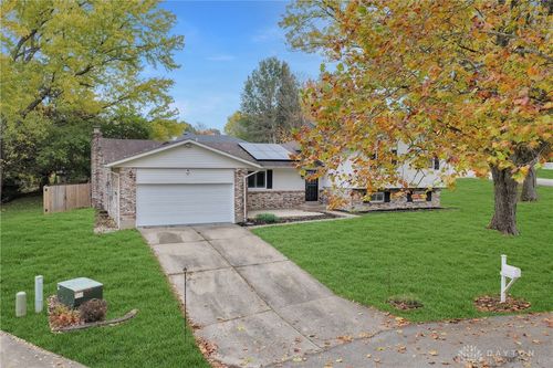 2 Edam Ct, Middletown, OH, 45044 | Card Image