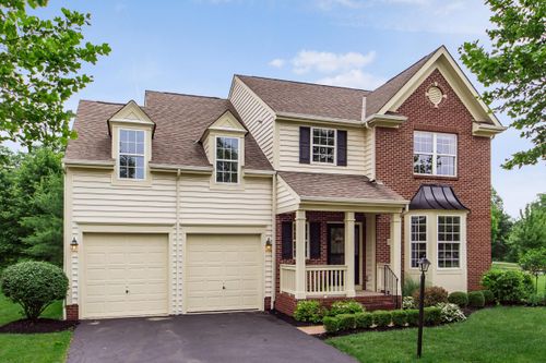 5920 Triplett Sq, New Albany, OH, 43054-8081 | Card Image