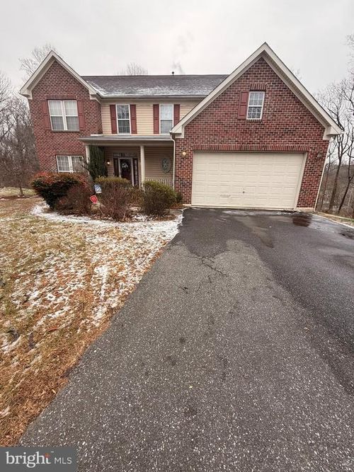 33 Big Woods Dr, GLEN MILLS, PA, 19342-1472 | Card Image