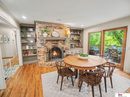 8732 N 52nd Ave, Omaha, NE, 68152-1702 | Card Image