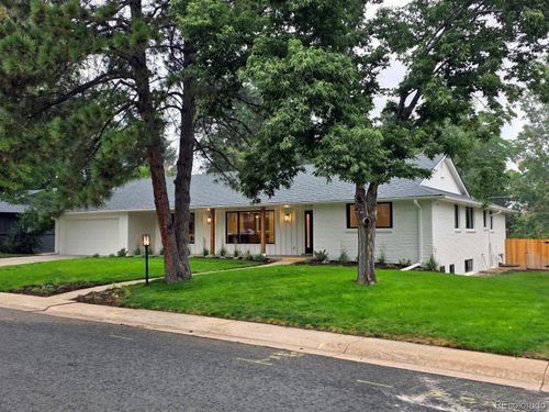 3961 S Hillcrest Dr, Denver, CO, 80237-1109 | Card Image