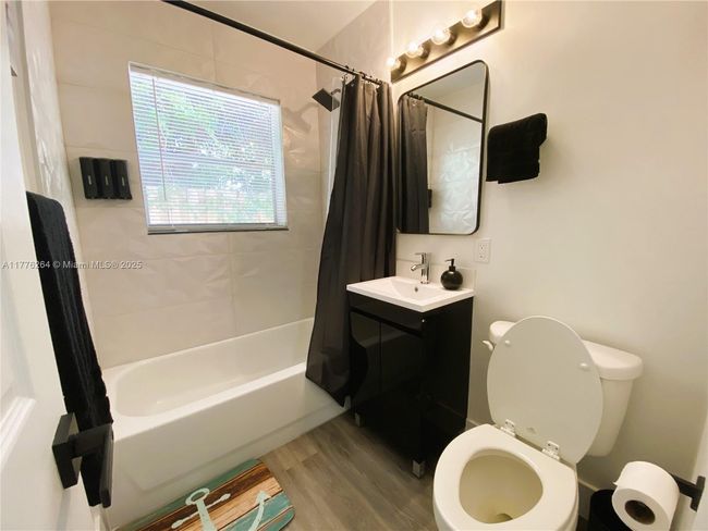 APT-4 - 3208 Canal Dr, Condo with 1 bedrooms, 1 bathrooms and null parking in Pompano Beach FL | Image 8