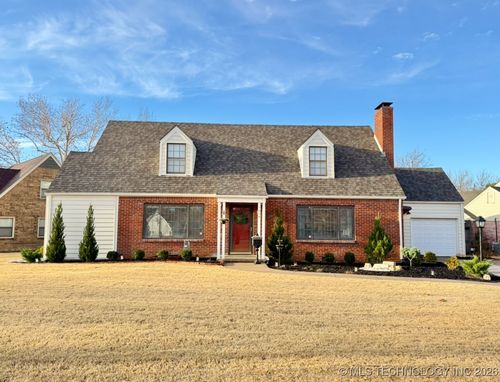 1804 Delaware Ave, Tulsa, OK, 74104-5923 | Card Image