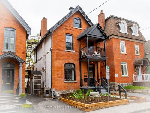 620 Cooper St, Ottawa, ON, K1R5J2 | Card Image
