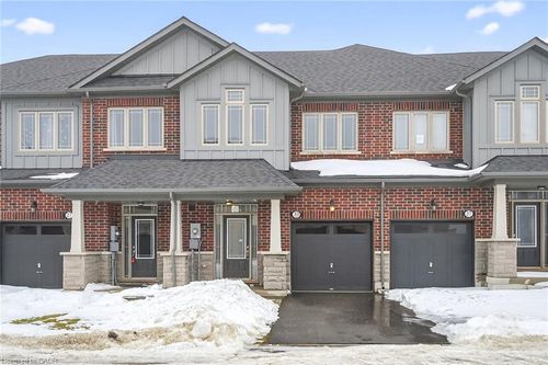 33 Admiral Rd, Welland, ON, L3B0H4 | Card Image