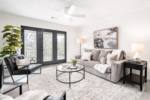 a-7910 Grenoble Ln, Prospect, KY, 40059-9431 | Card Image