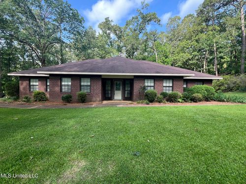 1462 Bridgers Dr, Raymond, MS, 39154-8502 | Card Image