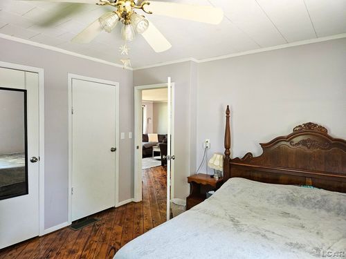 6003 Lake Rd, Osseo, MI, 49266-9707 | Card Image