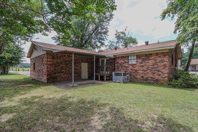 2001 N 11 Th Avenue, House other with 3 bedrooms, 2 bathrooms and null parking in Paragould AR | Image 3