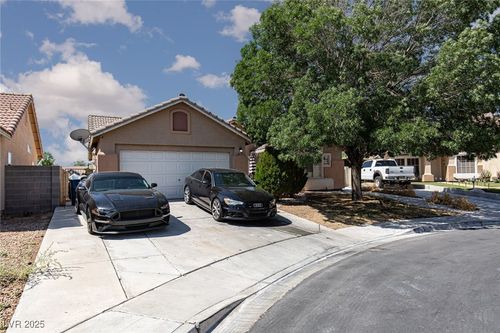2631 Bed Knoll Ct, North Las Vegas, NV, 89031-4301 | Card Image