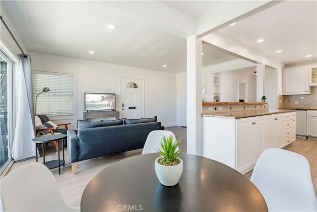 1003 Seal Way, Home with 6 bedrooms, 4 bathrooms and 2 parking in Seal Beach CA | Image 17