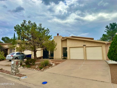 b-724 Espada Dr, El Paso, TX, 79912-1945 | Card Image