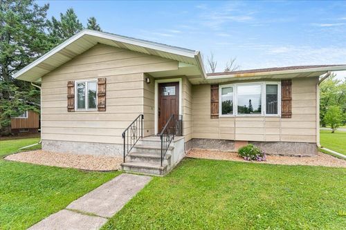 6803 Ogden Ave, Superior, WI, 54880-6002 | Card Image