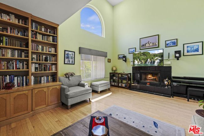 21615 Wo He Lo Trl, House other with 3 bedrooms, 4 bathrooms and null parking in Chatsworth CA | Image 22