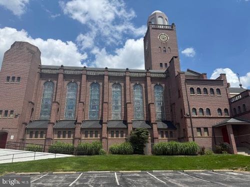 100 Lafayette Street, YORK, PA, 17401 | Card Image