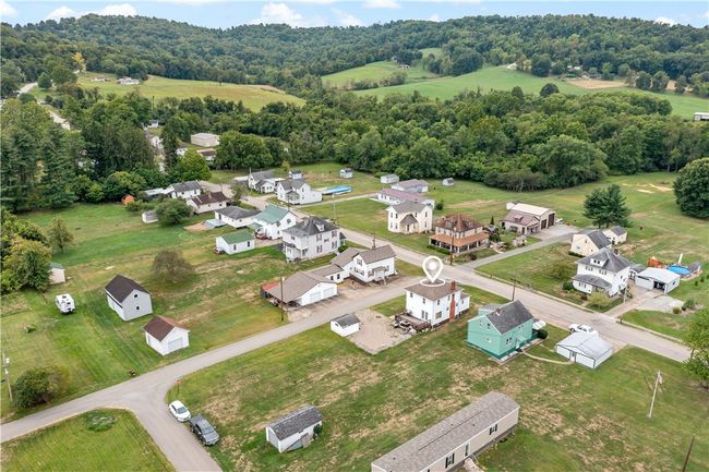 152 Pine St, House other with 4 bedrooms, 2 bathrooms and null parking in Jefferson PA | Image 30