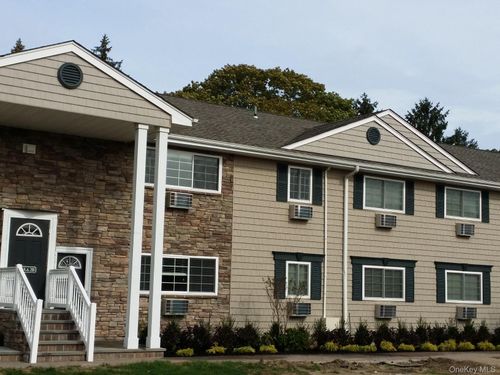 317-1b-317 Brook Ave, Bay Shore, NY, 11706-5625 | Card Image