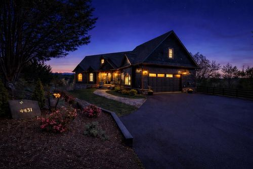 4431 Furman Gribble Rd, Young Harris, GA, 30582-1873 | Card Image