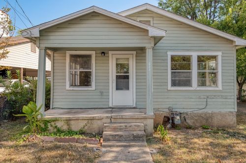 622 W Odell St, Austin, TX, 78752-2332 | Card Image