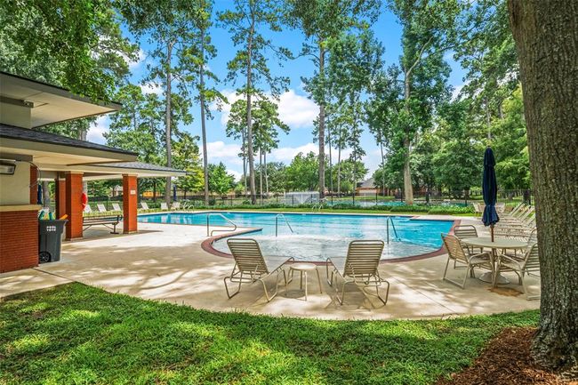 Neighborhood Pool | Image 36