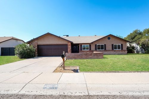 3551 W Joan De Arc Ave, Phoenix, AZ, 85029-2138 | Card Image