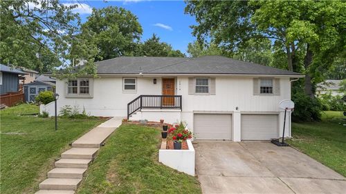 2914 N 79th Ter, Kansas City, KS, 66109-1512 | Card Image