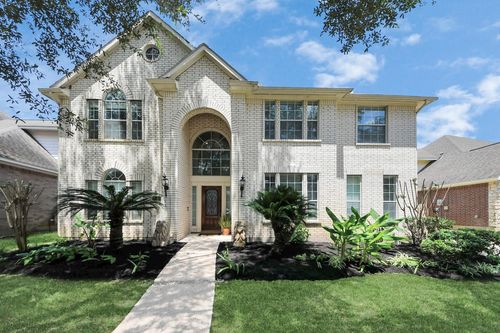 2510 Bridge Hampton Way, Sugar Land, TX, 77479-8924 | Card Image
