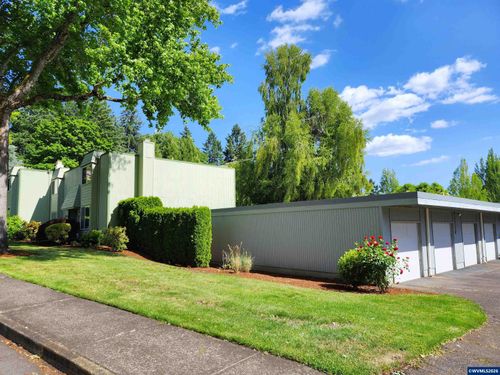1050 Cardinal St Nw, Salem, OR, 97304-2942 | Card Image