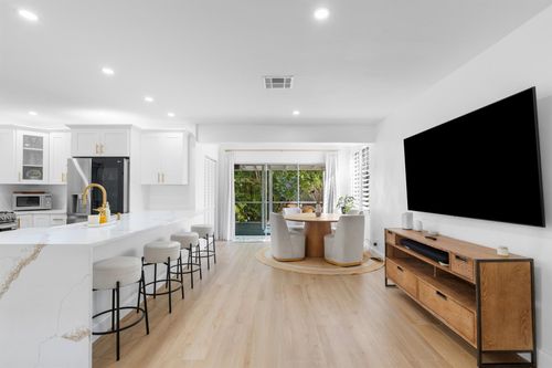 314 S M St, Lake Worth Beach, FL, 33460-4520 | Card Image