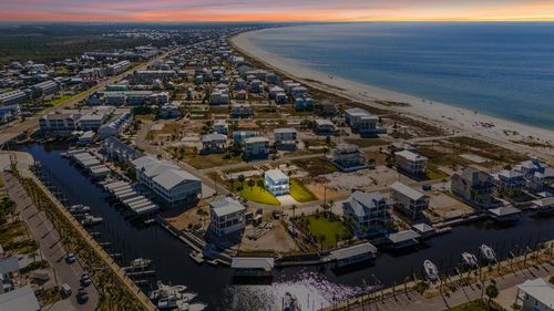 121 Miramar Dr, Mexico Beach, FL, 32456-0207 | Card Image