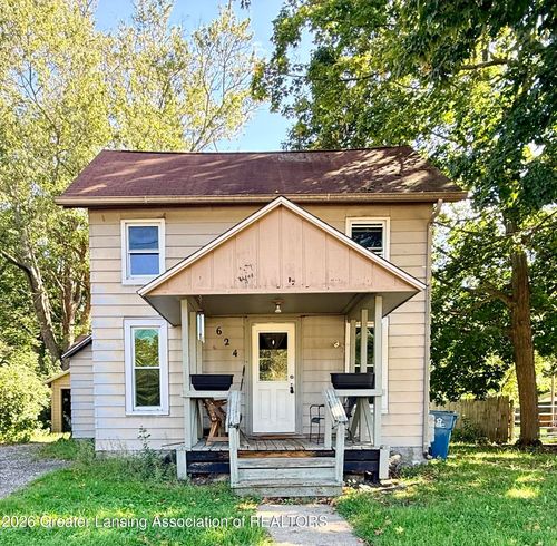 624 Forest St, Charlotte, MI, 48813-1238 | Card Image