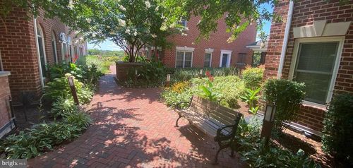 11-2256 S Garfield St, Arlington, VA, 22206-2535 | Card Image