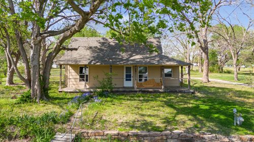 601 W Wichita Ave, Cleveland, OK, 74020-3230 | Card Image