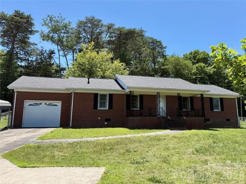 1106 Laurel Woods Dr, Gastonia, NC, 28052-9155 | Card Image