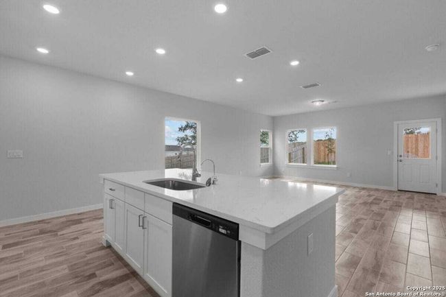 759 Fort Leonard, House other with 4 bedrooms, 3 bathrooms and null parking in San Antonio TX | Image 8