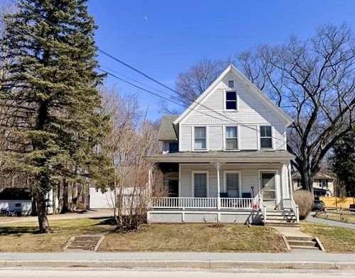 124 S Branch St, Bennington, VT, 05201-2620 | Card Image