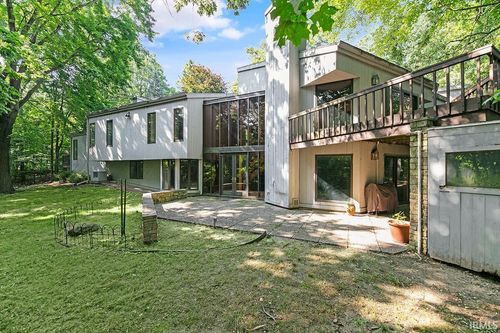 55944 Dana Dr, Bristol, IN, 46507-9512 | Card Image