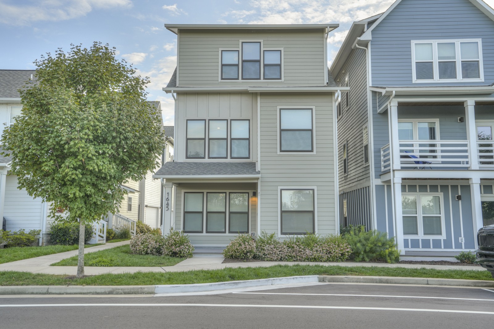 54th Ave, Nashville, TN 37209