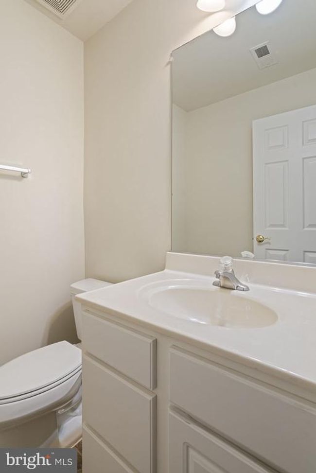 8011 Duck Pond Ter, Townhouse with 4 bedrooms, 3 bathrooms and null parking in MANASSAS VA | Image 27