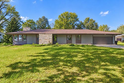 9115 N Deer Ct, Brown Deer, WI, 53223-1604 | Card Image