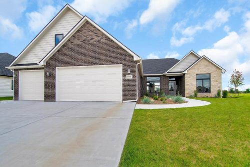 8473 E Deer Run, Bel Aire, KS, 67226 | Card Image