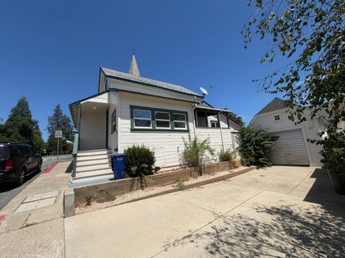 110 Church Street, Jackson, CA, 95642 | Card Image
