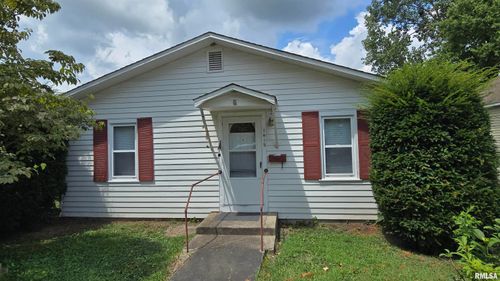 1419 S Granger St, Harrisburg, IL, 62946-3224 | Card Image