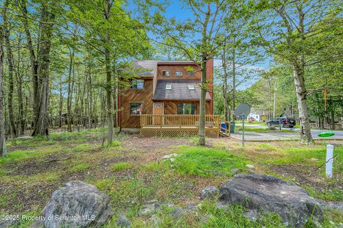 7277 Long Pine Dr, Tobyhanna, PA, 18466-3536 | Card Image