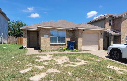 7081 Wax Berry Dr, Dallas, TX, 75249-1364 | Card Image