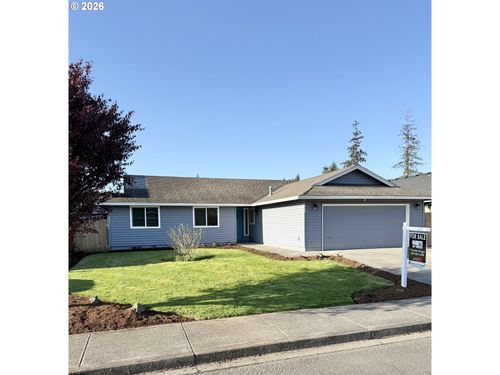 313 Se 9th St, Battle Ground, WA, 98604-8918 | Card Image