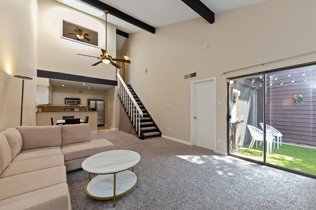 APT-222 - 2611 Grants Lake Blvd, Townhouse with 2 bedrooms, 2 bathrooms and null parking in Sugar Land TX | Image 5