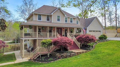 31 Fawn Lake Trl Ne, White, GA, 30184-2859 | Card Image